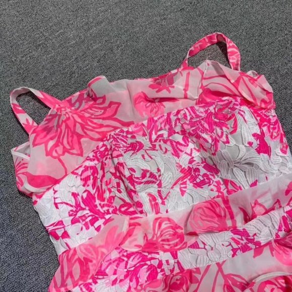 lilly pulitzer Olive Ruffle Lace top pink - Picture 5 of 7